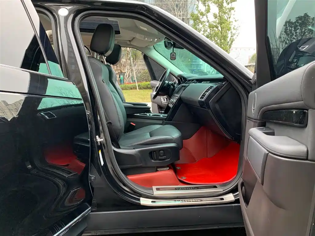 Land Rover Discovery — фото 13