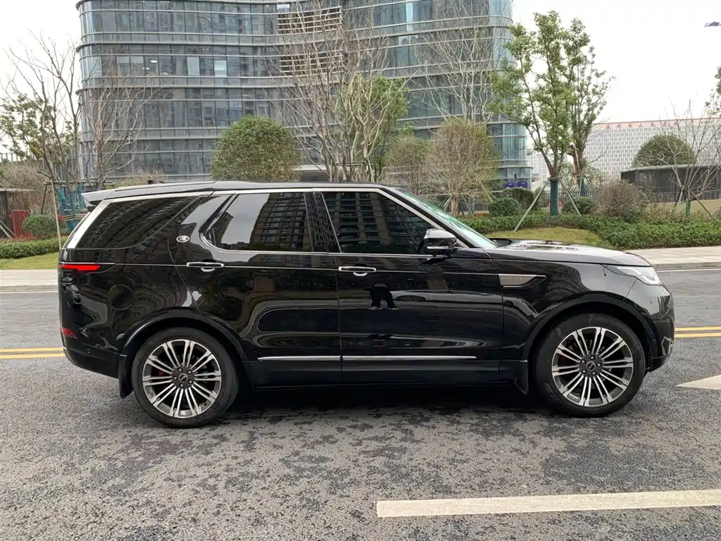 Land Rover Discovery — фото 10