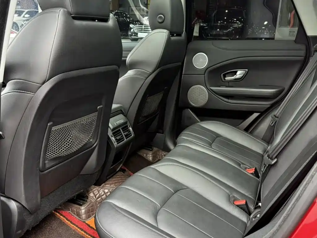 Land Rover Evoque — фото 10