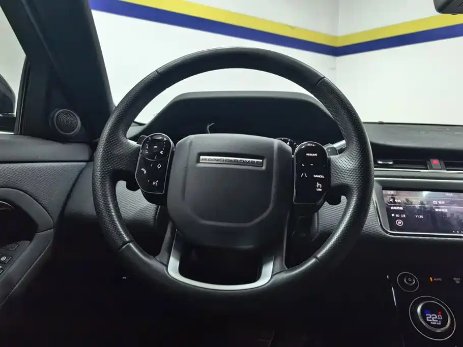 Land Rover Evoque — фото 15