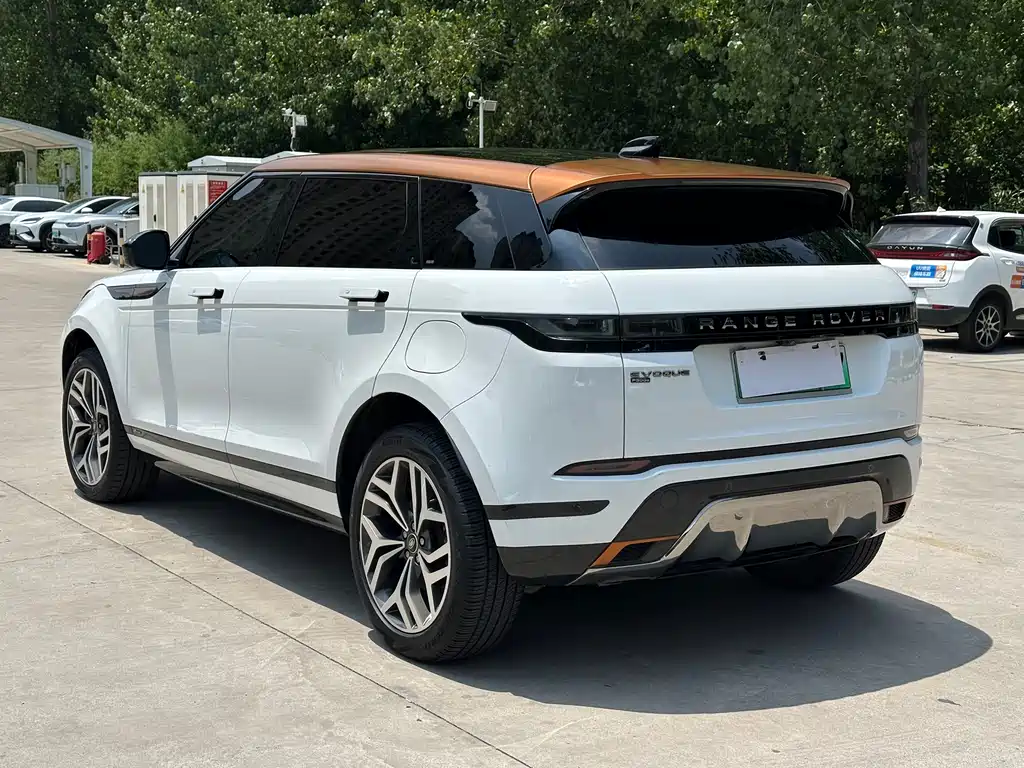 Land Rover Evoque PHEV — фото 4