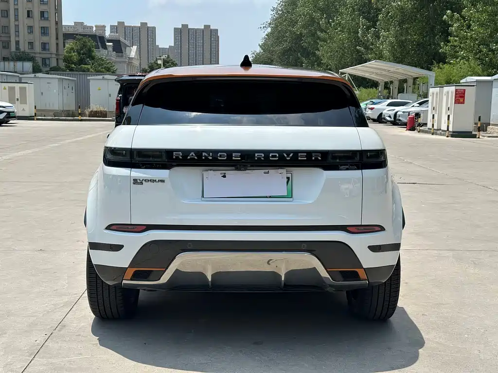 Land Rover Evoque PHEV — фото 5
