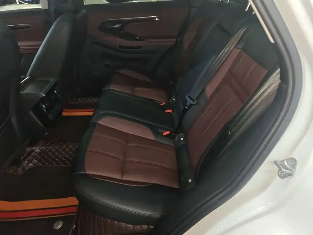 Land Rover Evoque — фото 17