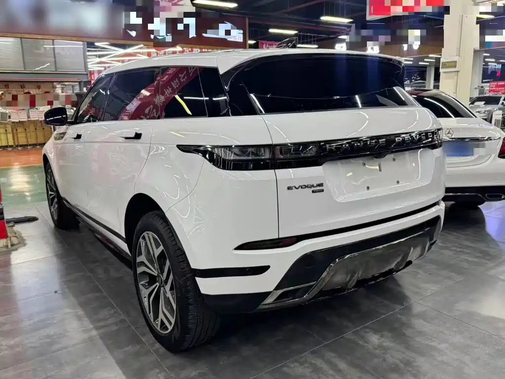 Land Rover Evoque — фото 5