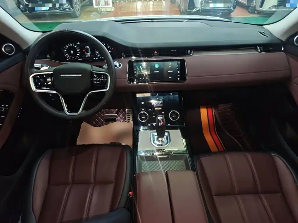 Land Rover Evoque — фото 10