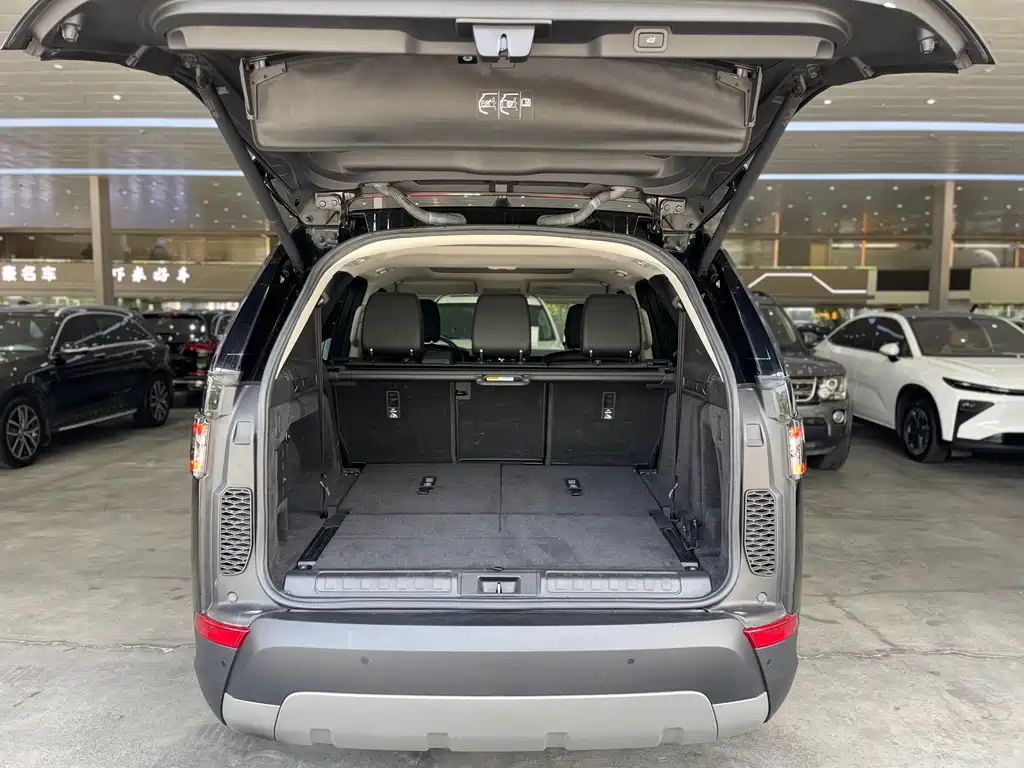 Land Rover Discovery — фото 19