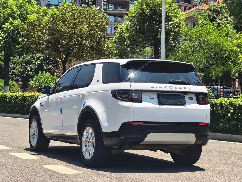 Land Rover Discovery Sport — фото 14