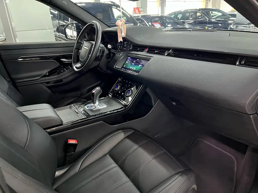 Land Rover Evoque — фото 7