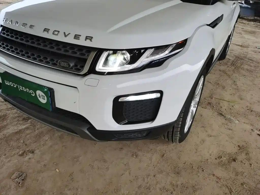 Land Rover Evoque — фото 24