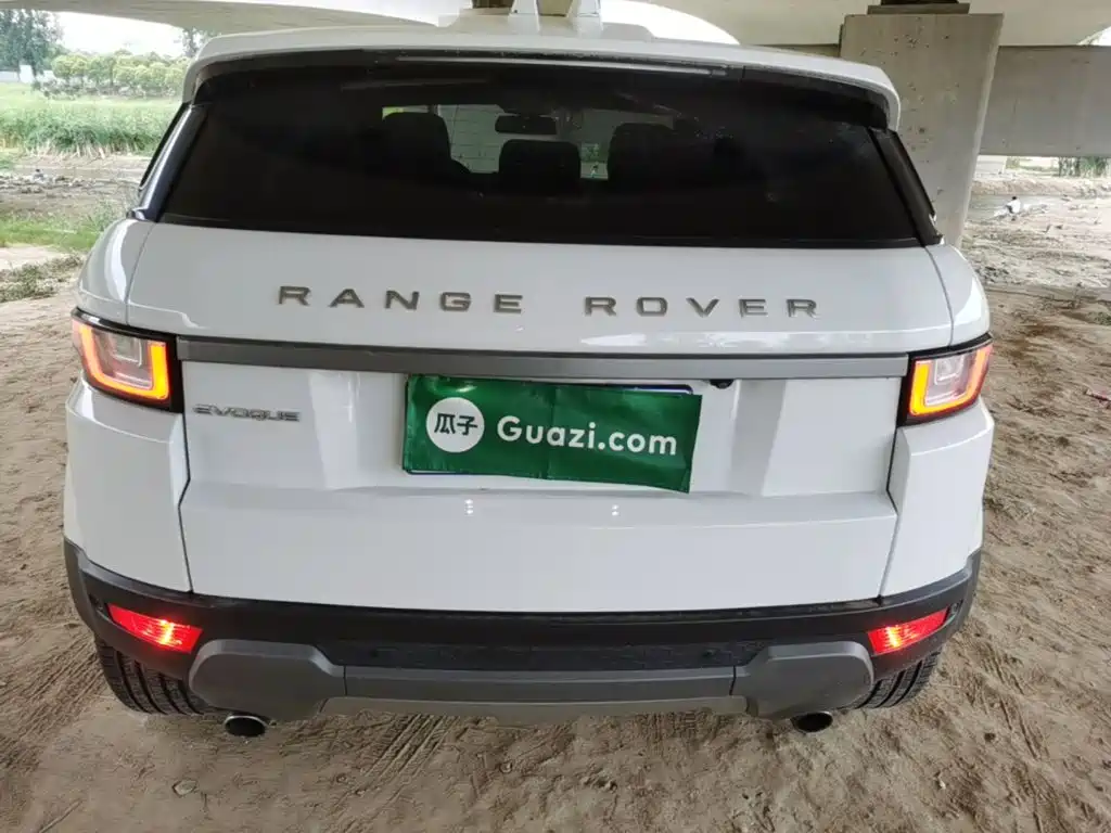 Land Rover Evoque — фото 6