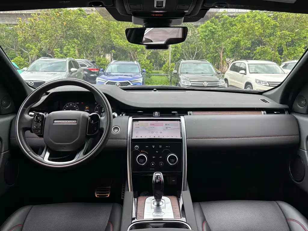 Land Rover Discovery Sport — фото 14