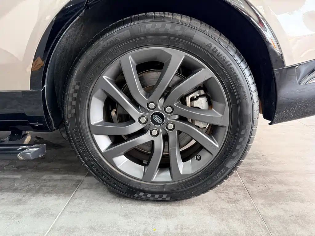 Land Rover Discovery — фото 17