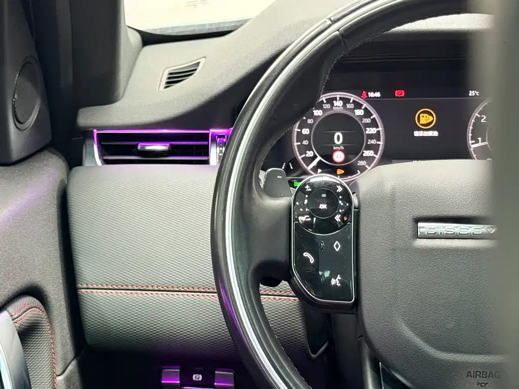 Land Rover Discovery Sport — фото 11