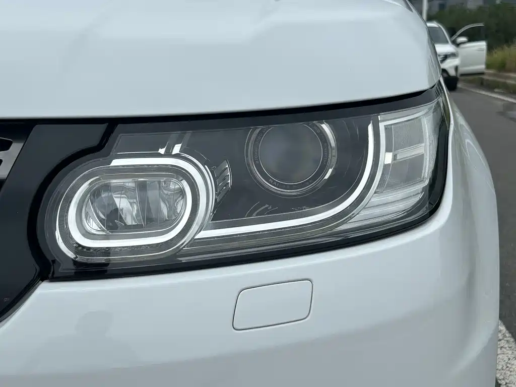 Land Rover Sport — фото 15