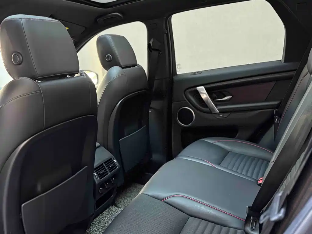 Land Rover Discovery Sport — фото 11