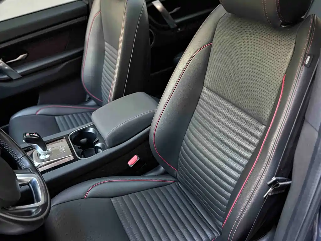Land Rover Discovery Sport — фото 10