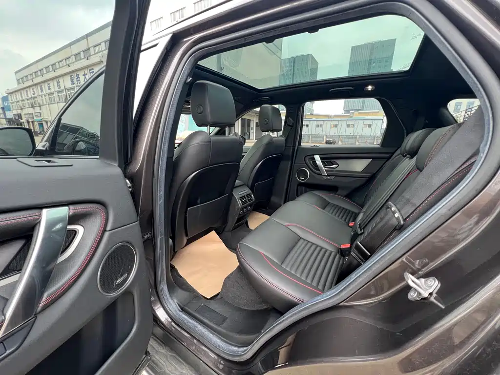 Land Rover Discovery Sport — фото 14