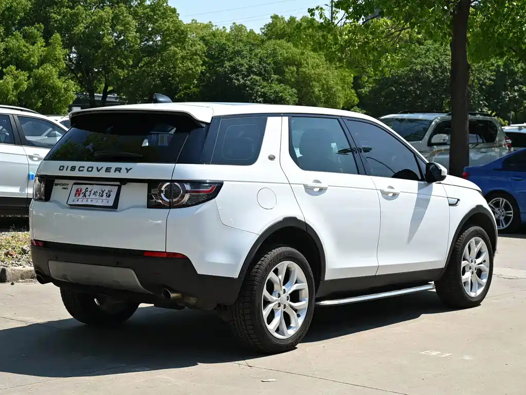 Land Rover Discovery Sport — фото 6