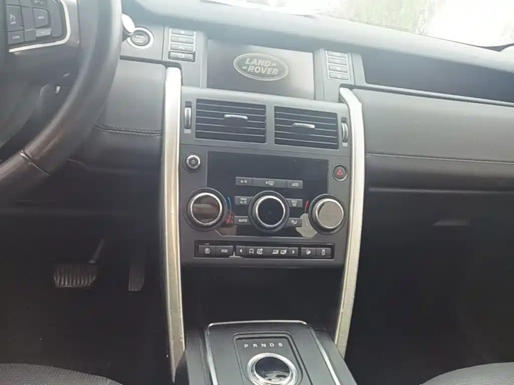 Land Rover Discovery Sport — фото 13