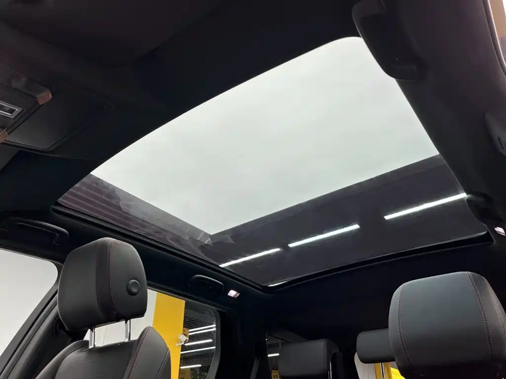 Land Rover Discovery Sport — фото 19