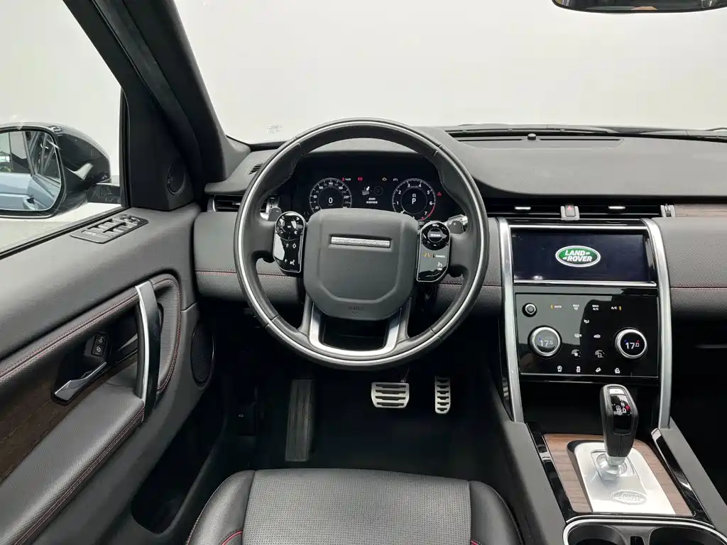 Land Rover Discovery Sport — фото 21
