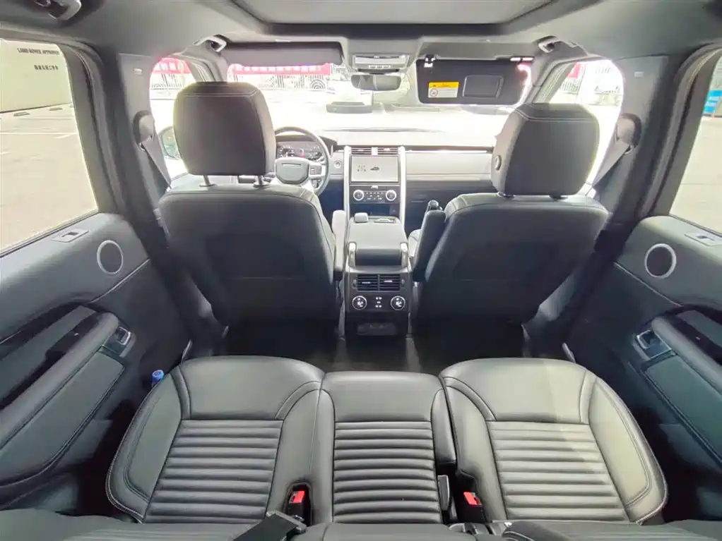 Land Rover Discovery — фото 17