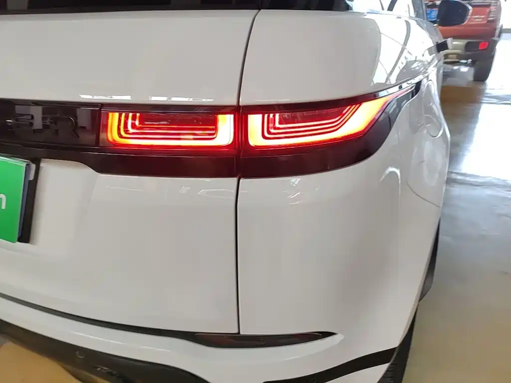 Land Rover Evoque — фото 8