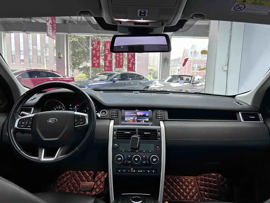 Land Rover Discovery Sport — фото 11