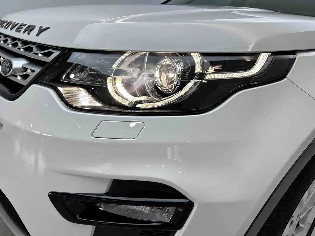 Land Rover Discovery Sport — фото 23