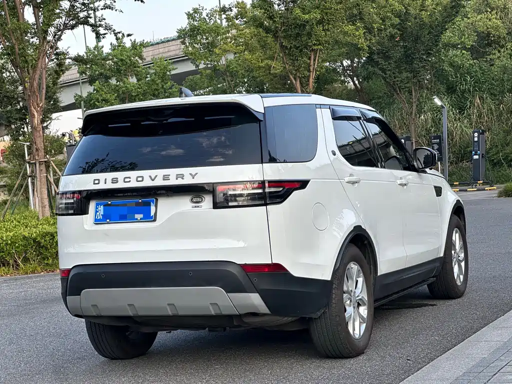 Land Rover Discovery — фото 6