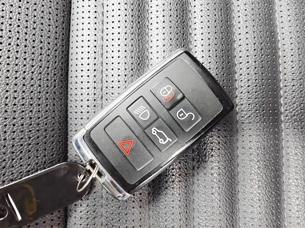 Land Rover Discovery Sport — фото 4