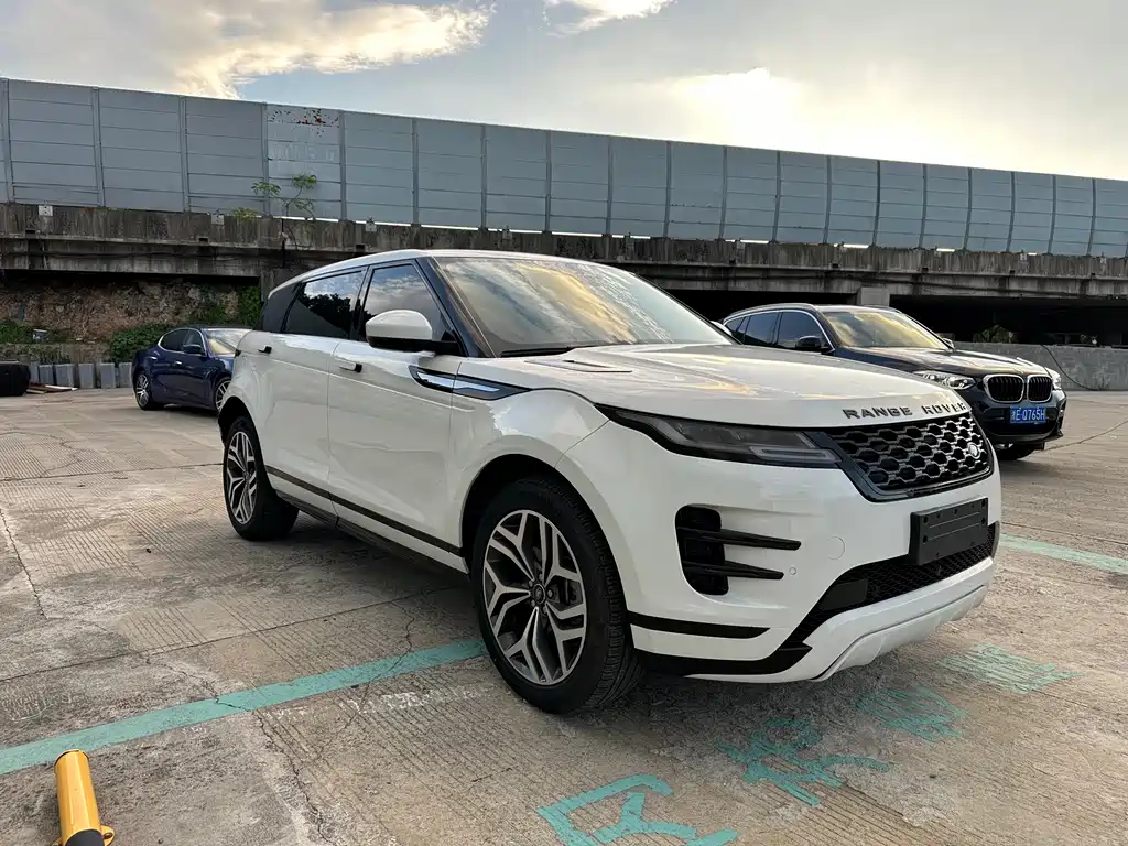 Land Rover Evoque — фото 3
