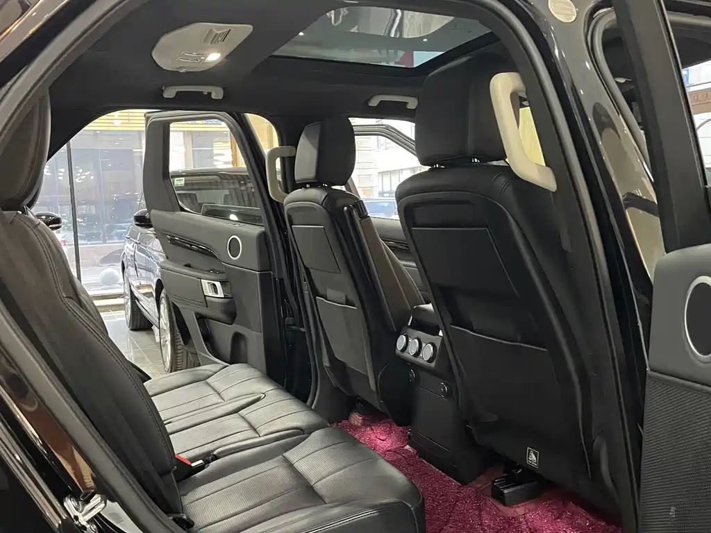 Land Rover Discovery — фото 13