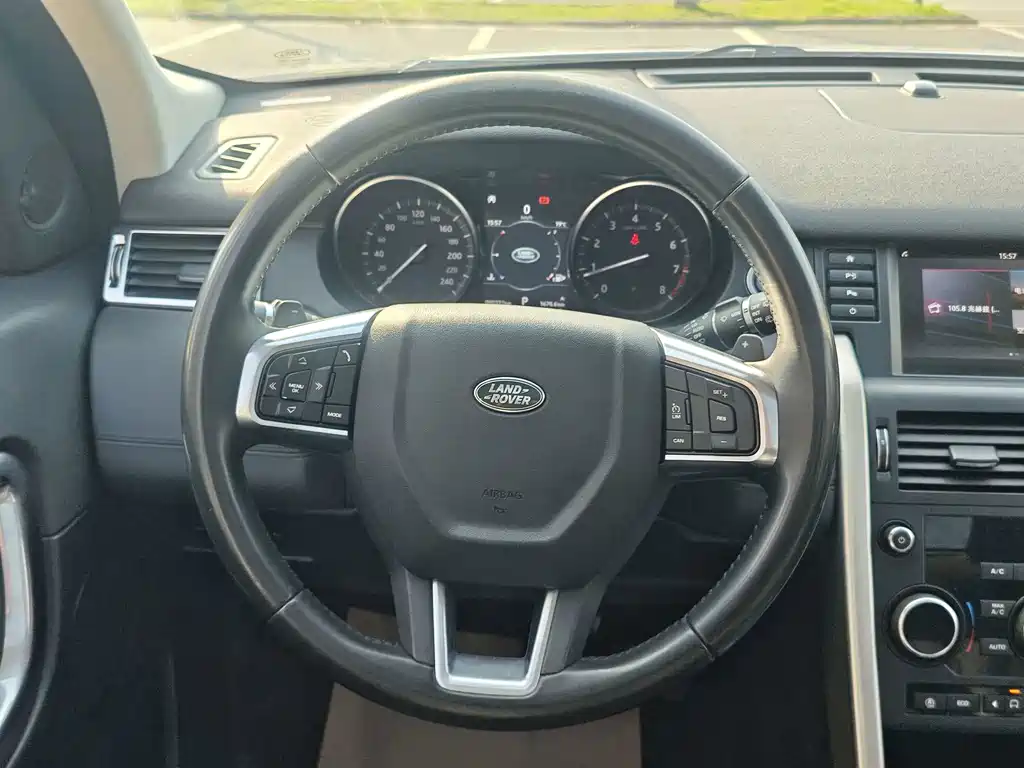 Land Rover Discovery Sport — фото 11