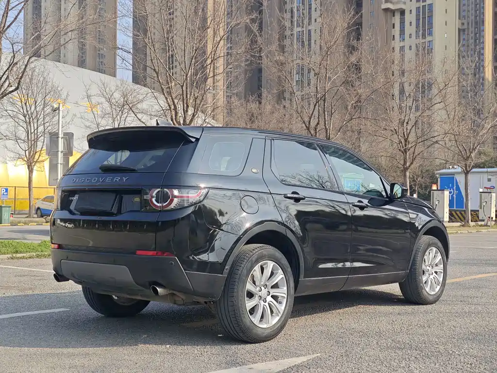 Land Rover Discovery Sport — фото 4