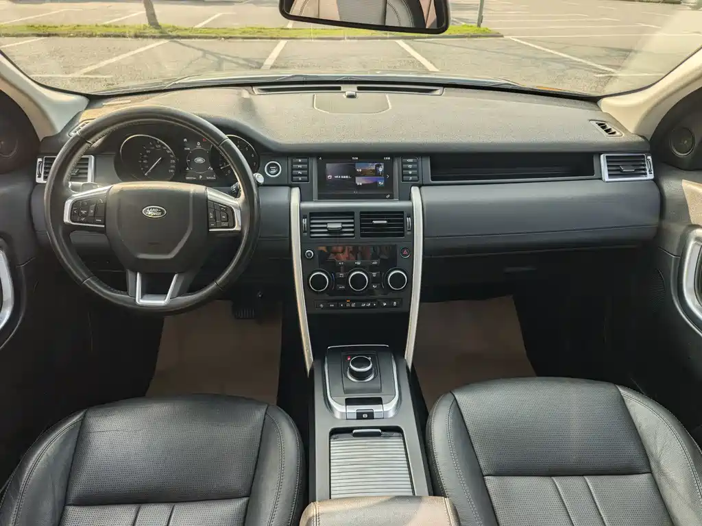 Land Rover Discovery Sport — фото 10
