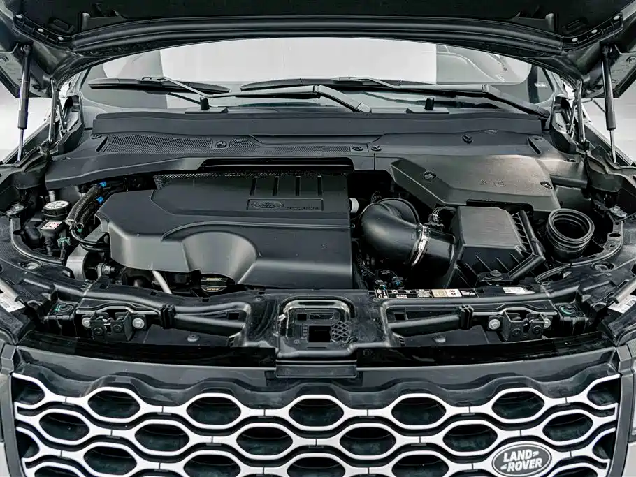 Land Rover Discovery Sport — фото 24
