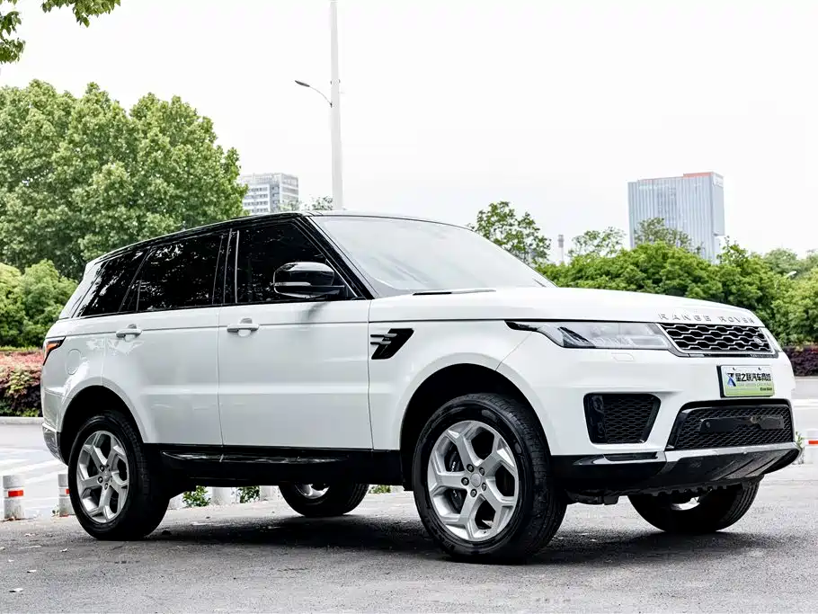 Land Rover Sport PHEV — фото 5