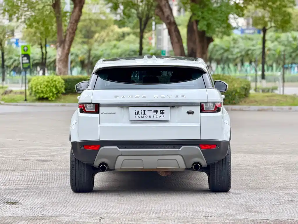Land Rover Evoque — фото 6