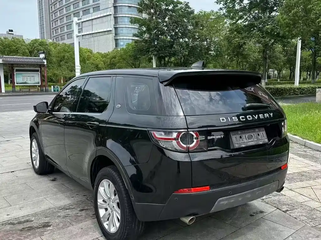 Land Rover Discovery Sport — фото 4