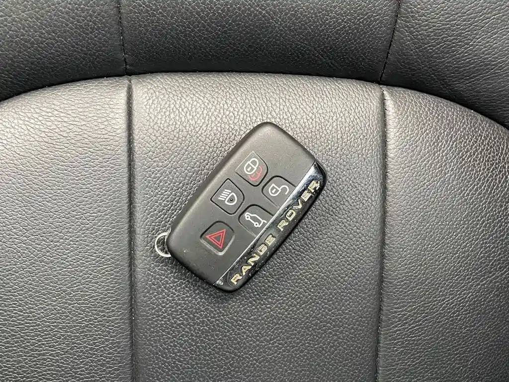 Land Rover Evoque — фото 20