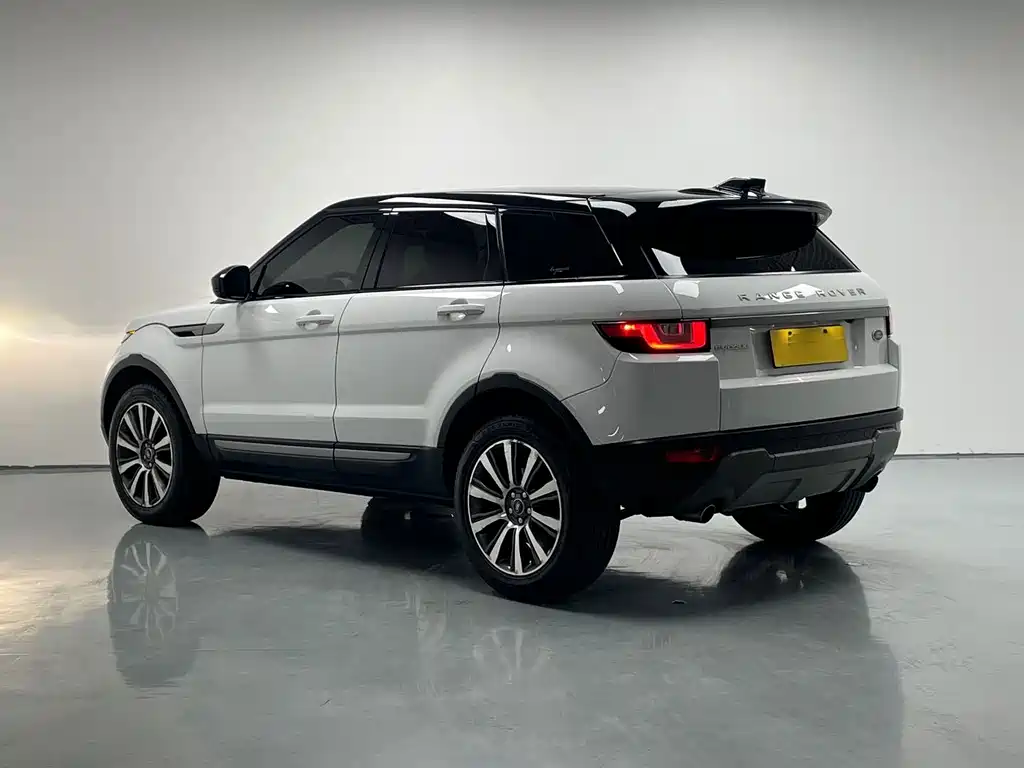 Land Rover Evoque — фото 5