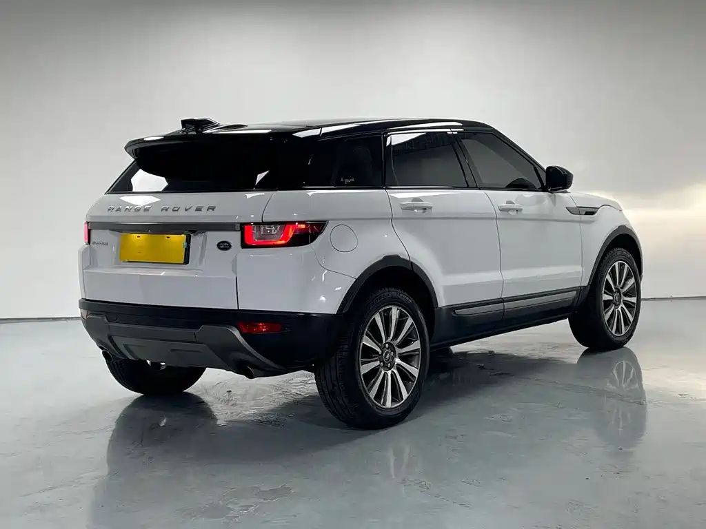 Land Rover Evoque — фото 7