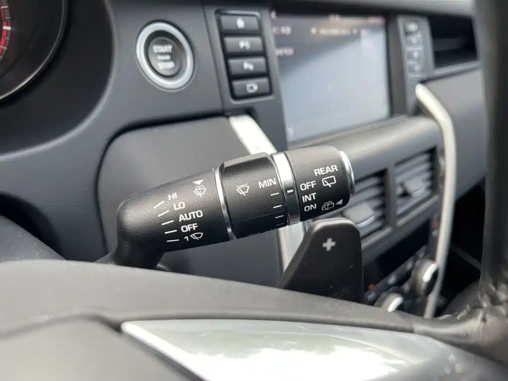 Land Rover Discovery Sport — фото 14