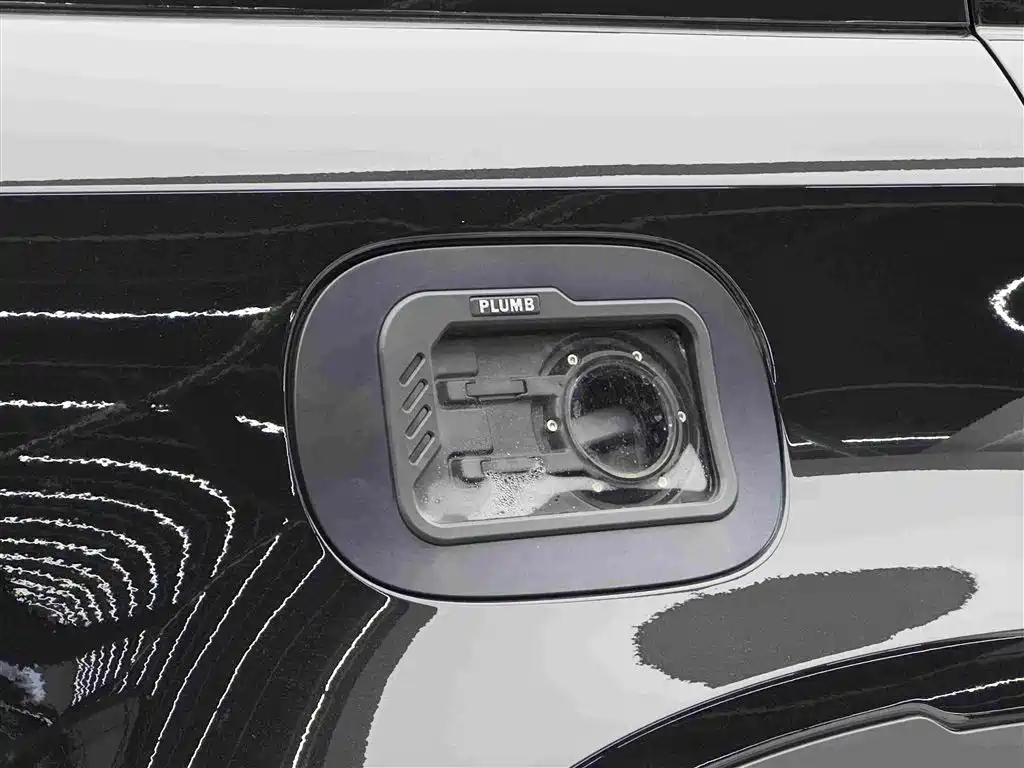 Land Rover Defender — фото 17