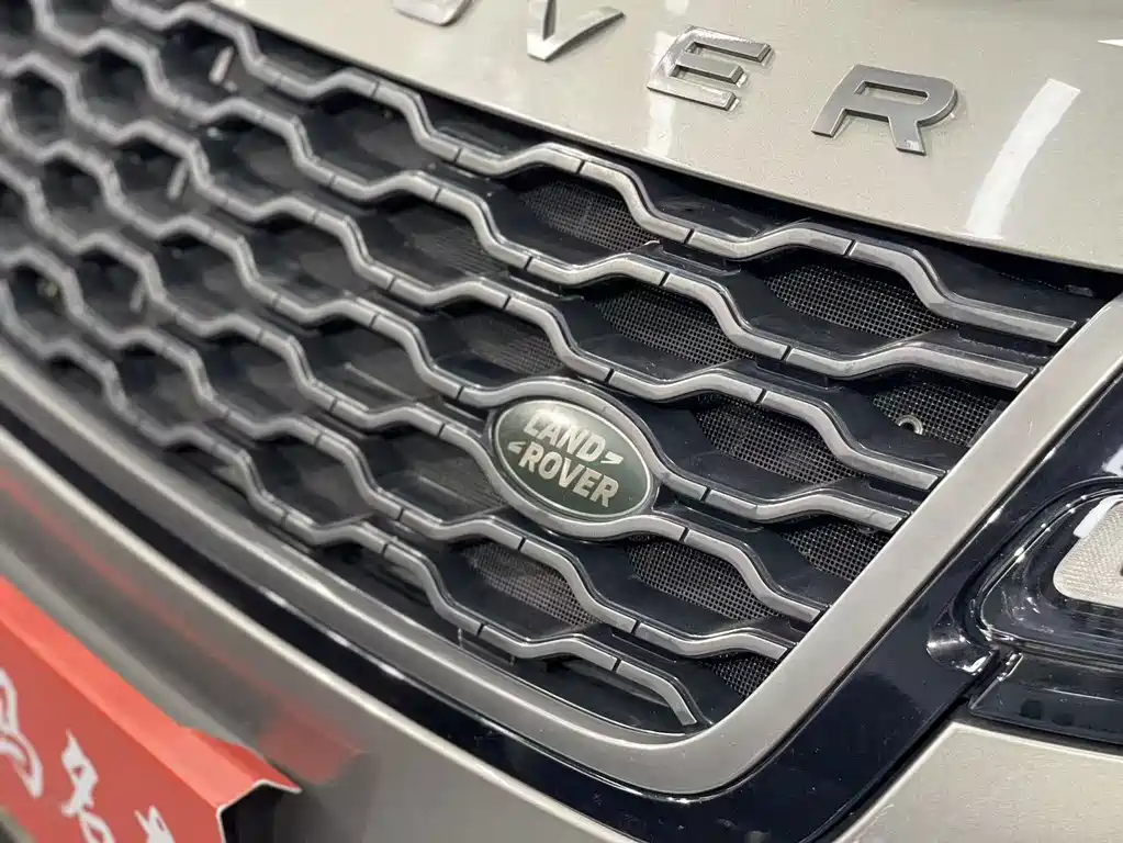 Land Rover Velar — фото 7