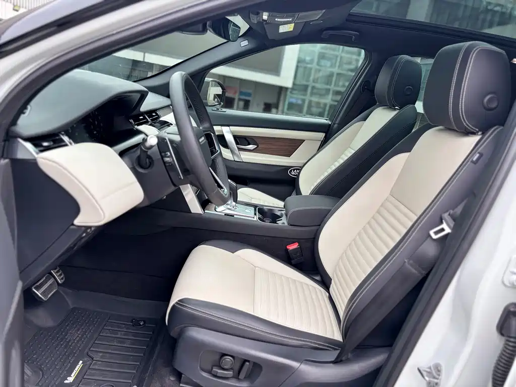 Land Rover Discovery Sport Hybrid — фото 4