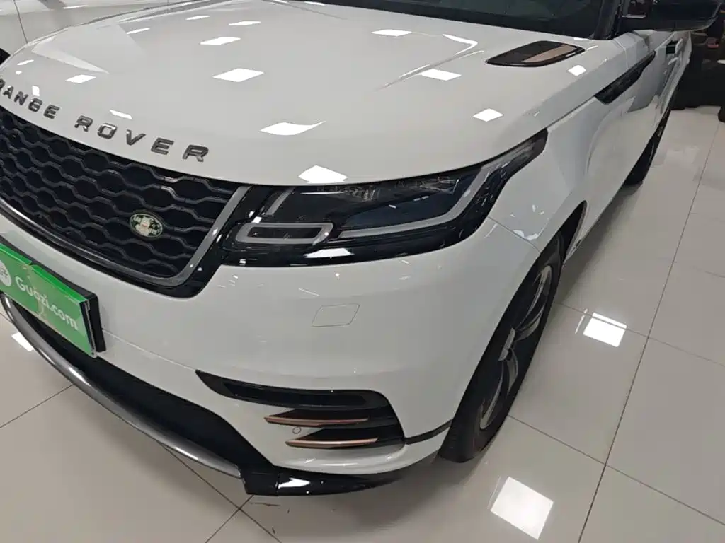 Land Rover Velar — фото 24