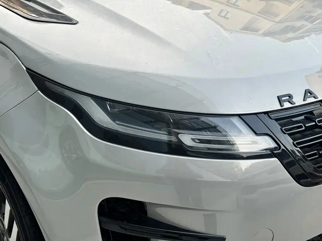 Land Rover Evoque — фото 17