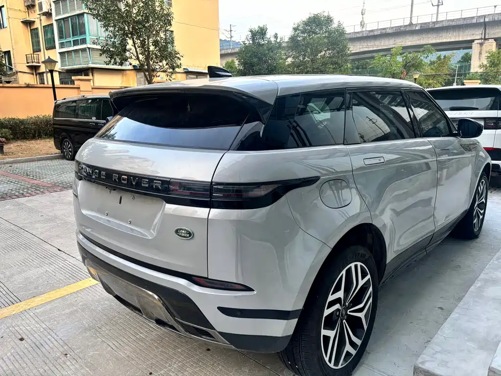 Land Rover Evoque — фото 6